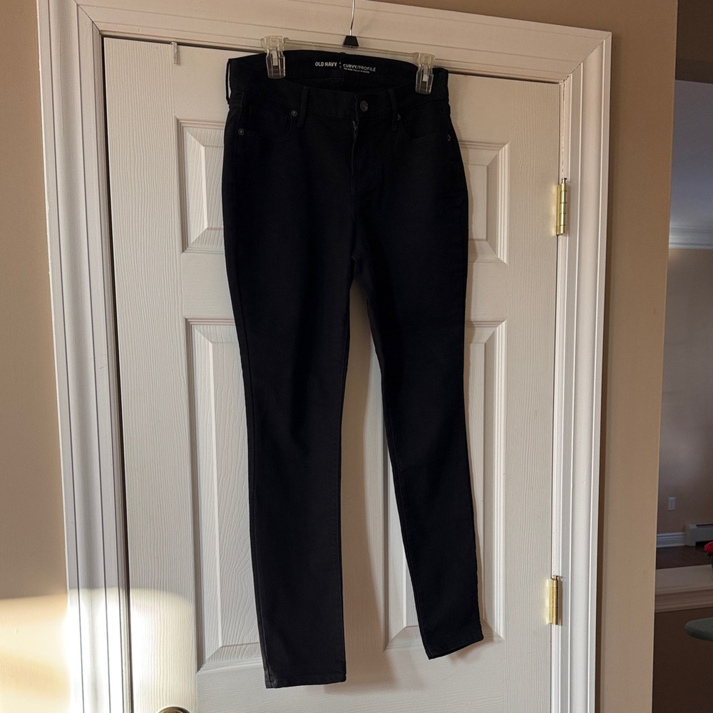 Old Navy mid rise, skinny jeans